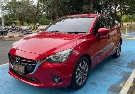 ดีเซลล้วนประหยัดมาก ผ่อน 5,*** บาท Mazda2 Skyactiv-D 1.5 Sport XD High Plus ปี 2015     