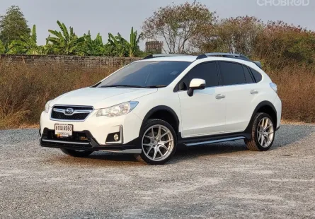 SUBARU XV 2.0i-P (AWD) " รุ่นปรับโฉม Facelift " ปี 2017 Crossover สายสปอร์ต ระบบขับเคลื่อนแบบ 4 ล้อ