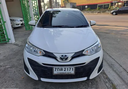 2018 Toyota YARIS 1.2 J รถเก๋ง 5 ประตู 