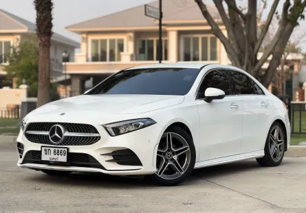 2022 Mercedes-Benz A-Class 1.3 A200 รถเก๋ง 4 ประตู 