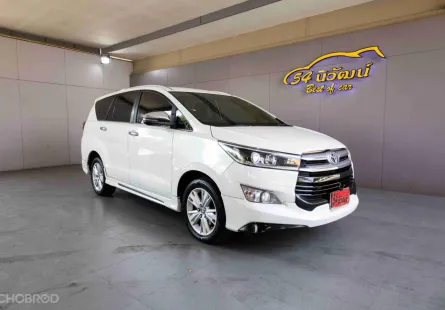 2019 TOYOTA INNOVA CRYSTA 2.8 V AT