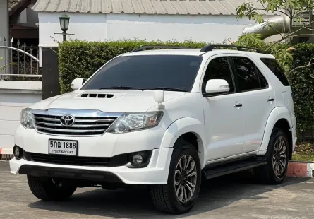 2014 Toyota Fortuner 2.5 V SUV รถสวยสภาพดี 