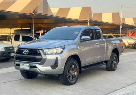 2020 Toyota Hilux Revo 2.4 Prerunner รถกระบะ รถบ้านมือเดียว