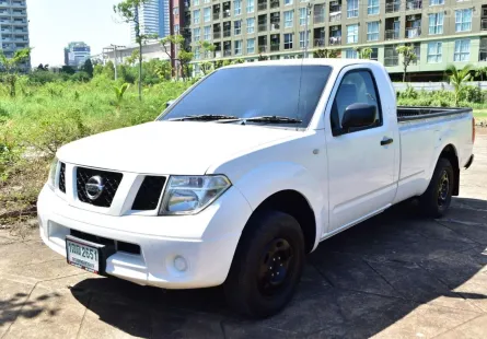 2014 Nissan Navara 2.5 รถกระบะ ผ่อนเริ่มต้น 3,*** บาท