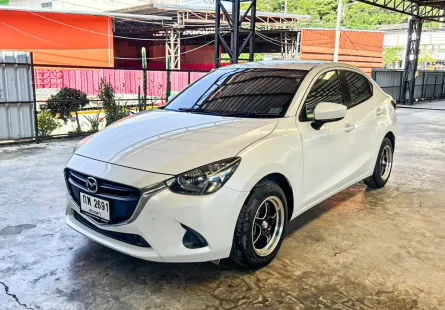 Mazda 2 1.3 Skyactive Standard เกียร์ออโต้ ปี 2015 ผ่อนเริ่มต้น 5,*** บาท