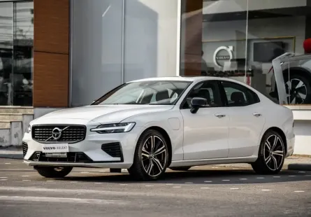 2022 Volvo S60 Recharge 2.0 Ultimate T8 Plug-in รถเก๋ง 4 ประตู เจ้าของขายเอง