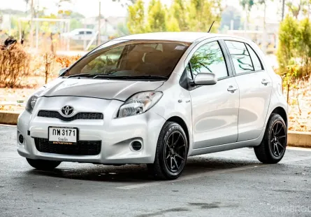 2012 Toyota YARIS 1.5 J รถเก๋ง 4 ประตู 