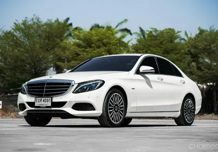 New !! Benz C350e Exclusive ปี 2017 มือเดียวป้ายแดง ประหยัดน้ำมันสุด ๆ ประกันแบตเตอรี่ 10 ปี