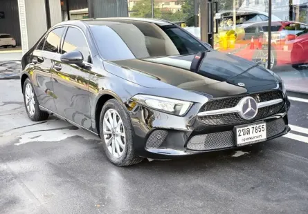 2022 Mercedes-Benz A-Class 1.3 A200 รถเก๋ง 4 ประตู รถบ้านแท้ ไมล์น้อย เจ้าของขายเอง 