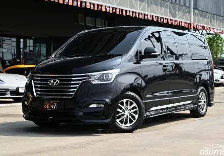 Hyundai H-1 2.5 Elite รถบ้านเจ้าของเดิมดูแลดีเช็คศูนย์ทุกระยะ ชุดแต่งศูนย์รอบคัน