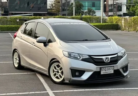 2016 Honda JAZZ 1.5 i-VTEC รถเก๋ง 5 ประตู รถบ้านมือเดียว ไมล์น้อย เจ้าของขายเอง 