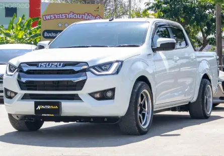 2022 Isuzu Dmax Cab4 1.9 L DA M/T สวยกว่านี้ก็ป้ายแดงแล้ว