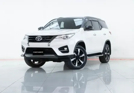 2A754 Toyota Fortuner 2.8 TRD Sportivo SUV 2019