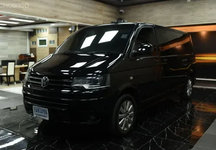 2013 Volkswagen Caravelle 2.0 TDi MNC ดีเซล ภายในแต่งสปอร์ต สวยมาก