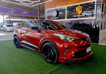 Toyota C-HR 1.8 HV ออกรถ 0 บาท