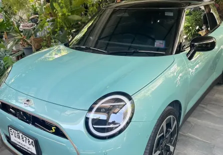 2024 Mini Cooper SE Cooper SE MINI Yours 32.6 kWh รถเก๋ง  2 ประตู  รถสวย ไมล์น้อย 