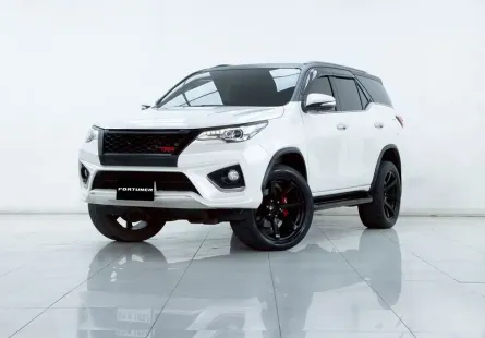 2A812 Toyota Fortuner 2.8 TRD Sportivo SUV 2016