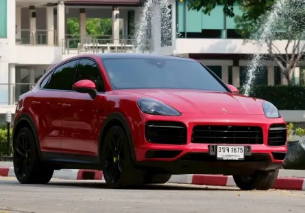 2022 Porsche CAYENNE 3.0 E-Hybrid Coupe SUV ไมล์น้อย รถบ้านมือเดียว ป้ายแดง 