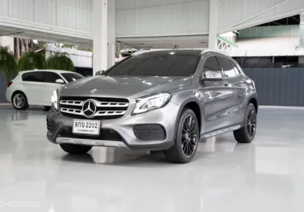 2018 Mercedes-Benz GLA-Class 2.0 GLA250 SUV รถบ้านแท้ สีเดิมโรงงาน วิ่งน้อย