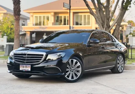 2020 Mercedes-Benz E-Class 2.0 E300e รถเก๋ง 4 ประตู รถสวย ไมล์น้อย มือเดียวป้ายแดง 