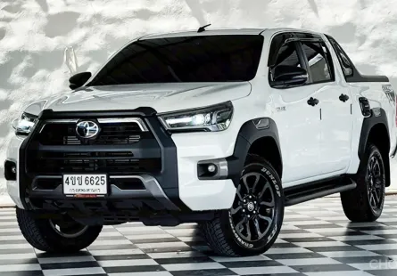 TOYOTA HILUX ROCCO DOUBLE CAB 2.4 2 WD. เกียร์ออโต้ ปี 2023