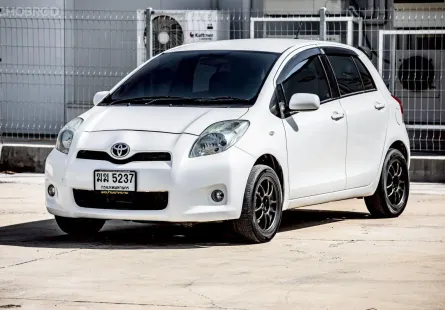 2012 Toyota YARIS 1.5 E รถเก๋ง 5 ประตู 