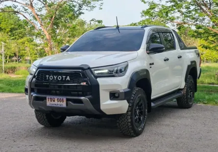 TOYOTA Hilux Revo Rocco 2.4 Double Cab 2WD ปี 2021 จดทะเบียน 2022