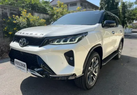 Toyota Fortuner Legender 2.4 ขับ2 แอร์แยก ปี2022