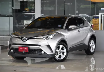 Toyota C-HR 1.8 MID ปี 2018 ไมล์แท้6*,***โล รถบ้านมือเดียว สวยเดิมทั้งคันรับประกัน ยางสวย ออกรถ0บาท