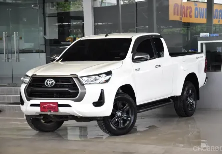 Toyota Hilux Revo 2.4 Prerunner Entry ออโต้ ปี 2021 ไมล์แท้4x,xxxโล รถบ้านมือเดียว สวยบางเดิมทั้งคัน