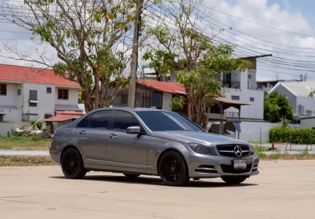 2013 Mercedes-Benz C-Class 1.8 C200 รถเก๋ง 4 ประตู 