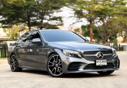 2019 Mercedes-Benz C-Class 2.0 C220d รถเก๋ง 4 ประตู  รถสวยไมล์น้อย มือเดียวป้ายแดง 