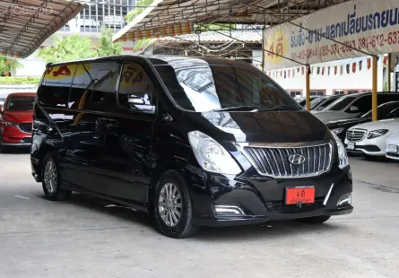 ขายรถ Hyundai H-1 2.5 Deluxe ปี2018 รถตู้/VAN 