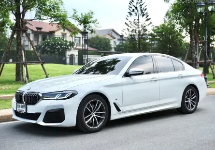 2021 BMW 5 Series 2.0 520d รถเก๋ง 4 ประตู ออกรถง่าย รถสวย ไมล์แท้ 
