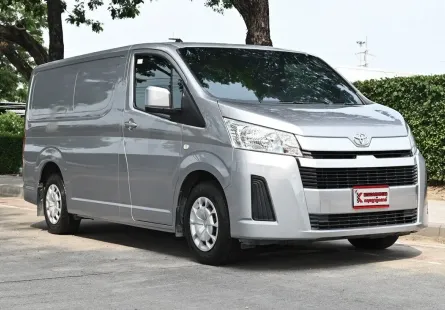 Toyota Hiace 2.8 ECO 2021 รถตู้เตี้ยหน้ายาว ตู้บรรทุกจากศูนย์ เจ้าของเดิมขับคนเดียว