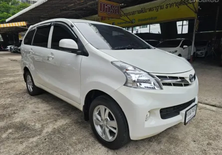 2015 Toyota AVANZA 1.5 รถเก๋ง 4 ประตู ออกรถง่าย
