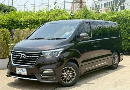 2020 Hyundai H-1 2.5 Deluxe รถตู้/VAN รถบ้านแท้ ไมล์น้อย มือเดียวป้ายแดง 