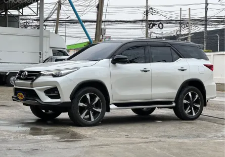 Toyota Fortuner 2.8 TRD Sportivo 2019  SUV ฟรีดาวน์