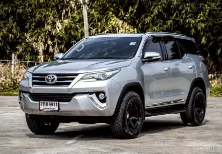 2016 Toyota Fortuner 2.8 V SUV รถบ้านมือเดียว
