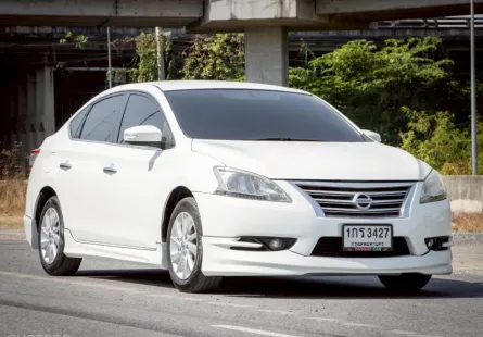 2013 Nissan Sylphy 1.6 รถเก๋ง 4 ประตู รถสวย ไมล์แท้ 