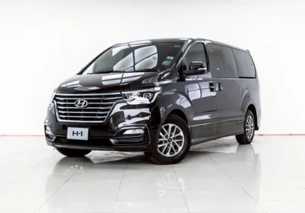 4A686 HYUNDAI H-1 2.5 DELUXE 2019