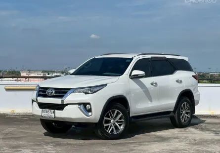 รถสวยกริป พร้อมใช้งาน รถใช้น้อย 88,000 กม.  Toyota Fortuner 2.8v 4x4WD ปี2016