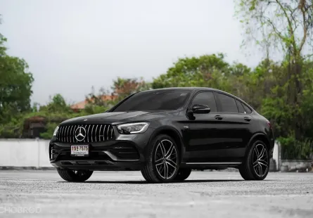Benz GLC43 Coupe Facelift สีเทาเข้ม ปี 2021 สภาพสวยมาก มือเดียวป้ายแดง ขับดีมาก 