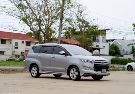 Toyota Innova Crysta 2.8 V ปี : 2017
