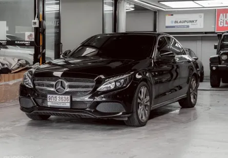 2018 Mercedes-Benz C-Class 2.0 C350e รถเก๋ง 4 ประตู ฟรีดาวน์ รถสวย ไมล์น้อย มือเดียวป้ายแดง 