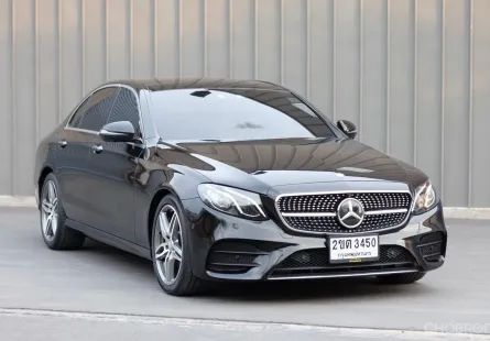 2017 Mercedes-Benz E-Class 2.0 E220d รถเก๋ง 4 ประตู 