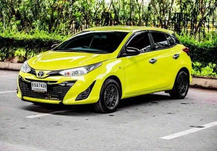 2018 Toyota Yaris Ativ 1.2 Entry รถเก๋ง 5 ประตู 