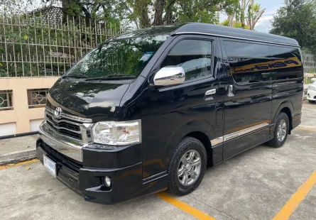 ตู้ TOYOTA VENTURY 2016 รุ่น TOP ประตูสไลท์ 2 ด้าน ดีเซล 3.0 v เกียร์ออโต้ รถสวย ไม่มีชน 
