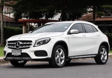 2017 Mercedes-Benz GLA-Class 1.6 GLA200 SUV ไมล์แท้ มือเดียว ป้ายแดง  