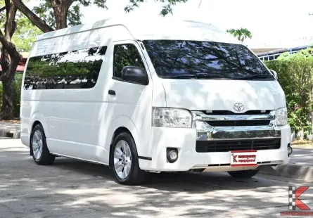 Toyota Hiace 3.0 COMMUTER D4D 2017 รถตู้แต่งวีไอพีชุดใหญ่เบาะ 9 ที่นั่งป้ายฟ้าแท้รถใช้ในครอบครัว